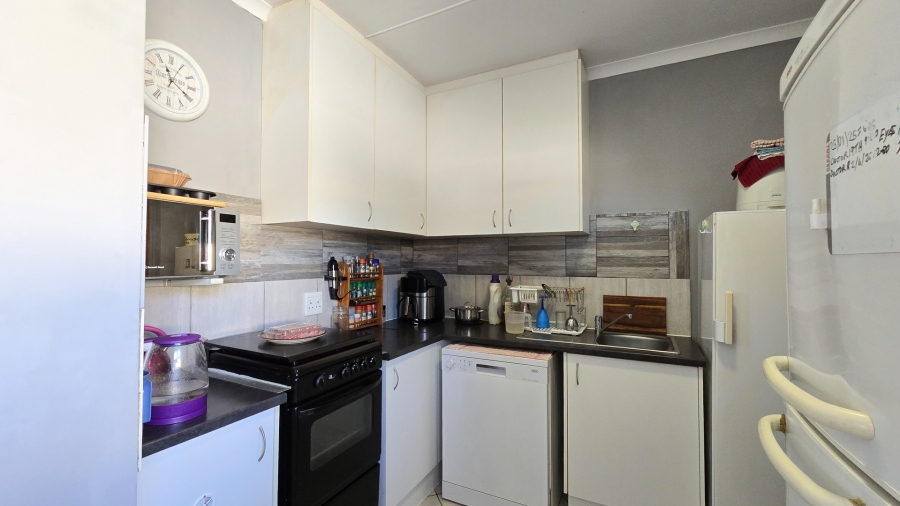 3 Bedroom Property for Sale in Kidds Beach Eastern Cape